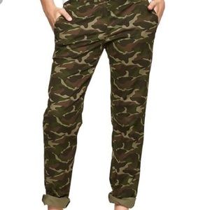 Gap Pants | Broken- In Straight Camo Khakis